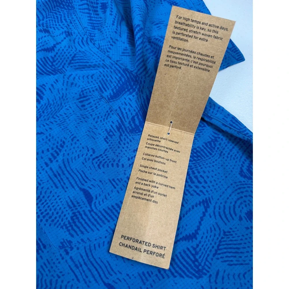 Eddie Bauer Mens Blue Perforated Short Sleeve Button Up Shirt Pocket Small NWT